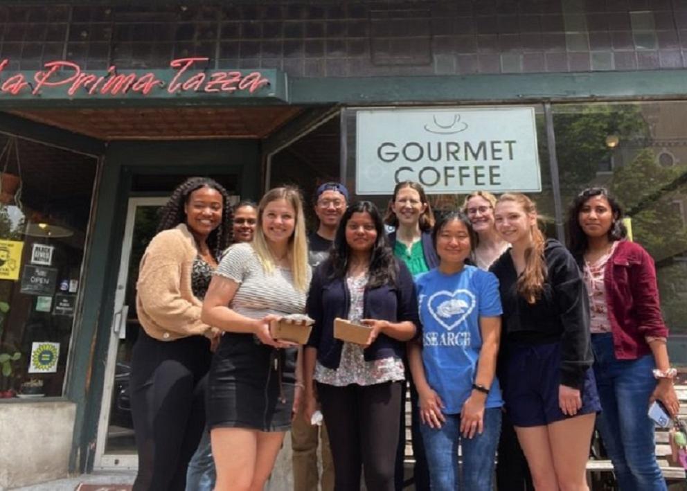 Lab smiling for a picture outside of La prima Tazza for lunch
