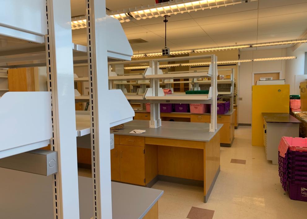 Empty Hartley Lab before anything was unpacked