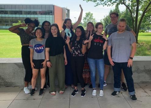 Silly picture of the Hartley lab group outside